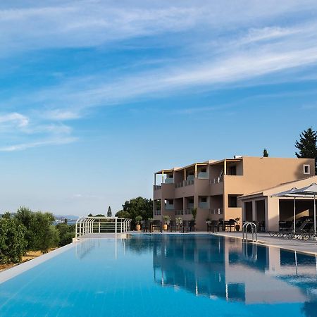 Phaedra Suites Lixouri Bagian luar foto