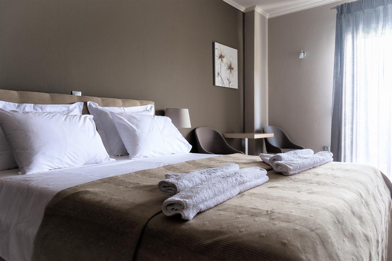 Phaedra Suites Lixouri Bagian luar foto